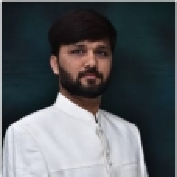 Profile picture of Dr. Srujal_87 Divorcee