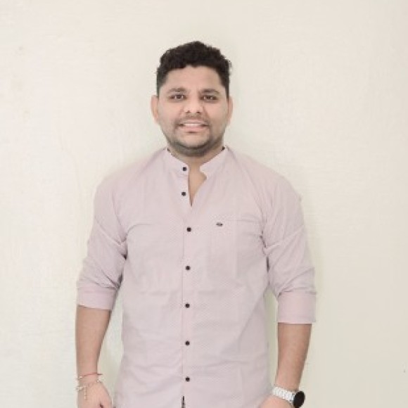 Profile picture of Dipen_97 B.Com