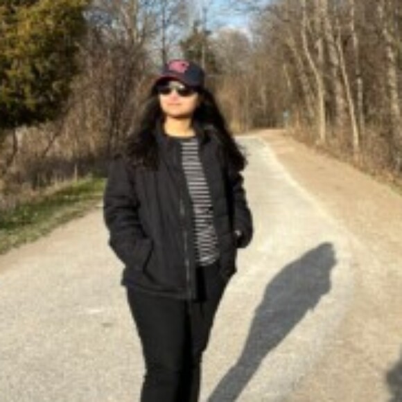 Profile picture of Radhika_96 Canada