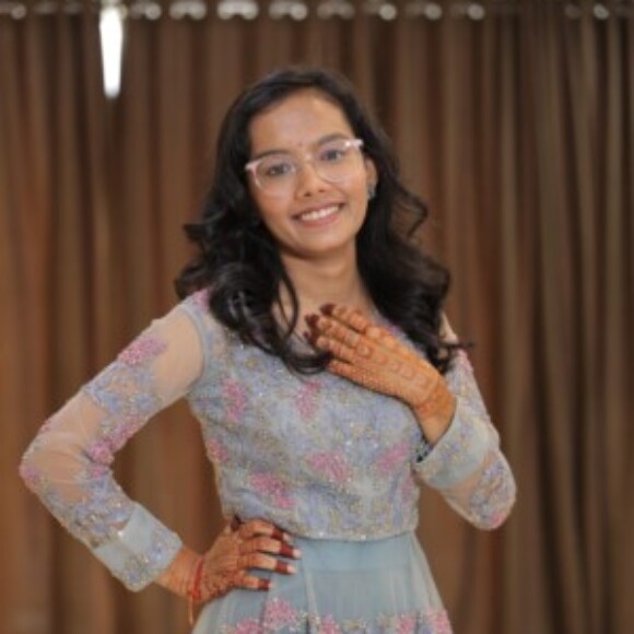 Profile picture of Honey2003 MBA(Banking&Finance)