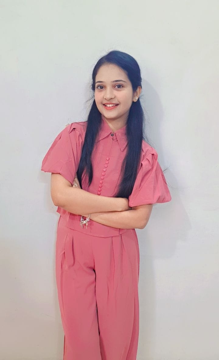 sannidhi4
